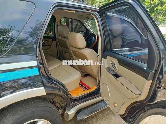 xe 5 chổ 2 cầu điện gầm cao cực mới máy so rin