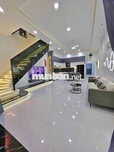 Cần tiền làm ăn bán gấp nhà 2lầu ngay cổng KCN Mỹ Phước 3, Bến Cát