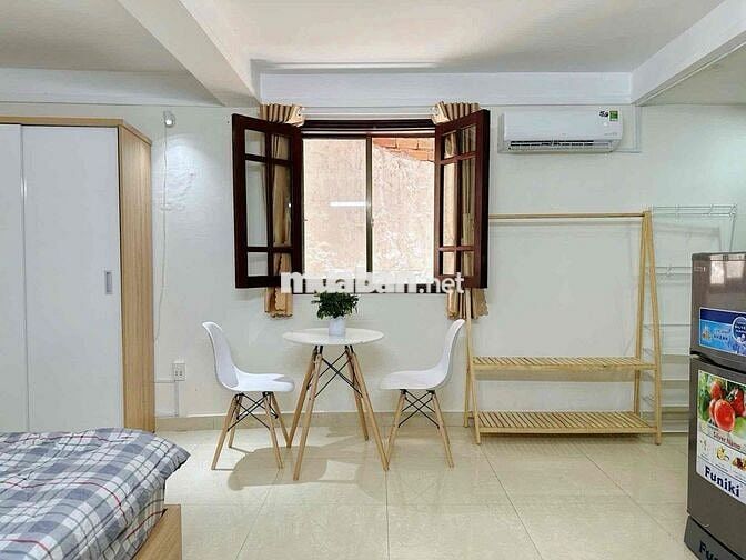 STUDIO CỬA SỔ THOÁNG ĐƯỜNG ĐIỆN BIÊN PHỦ