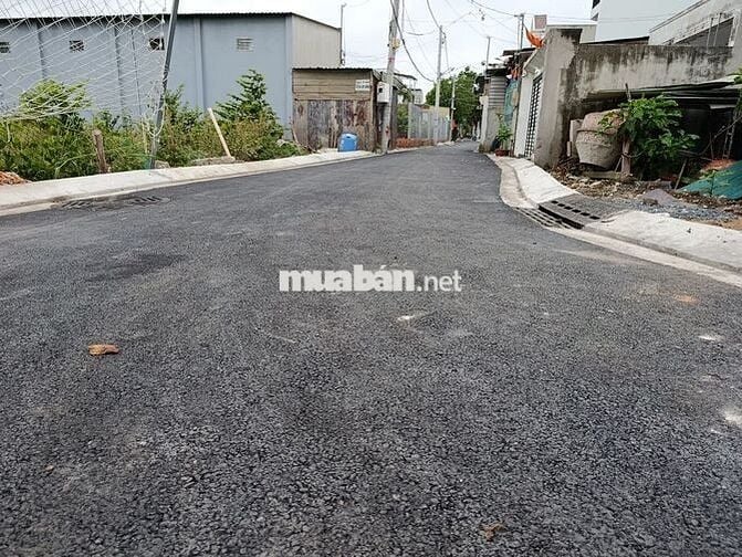 Nhà mới - nguyên căn 100m2, gần Vạn Phúc City, Hiệp Bình, Chợ đầu mới