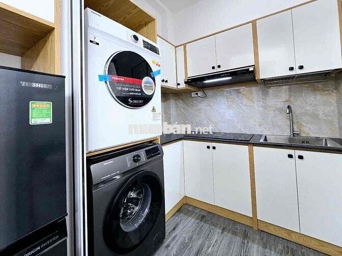 1PN - TÁCH BẾP, CỬA SỔ LỚN GIẾNG TRỜI - CMT8, Q10