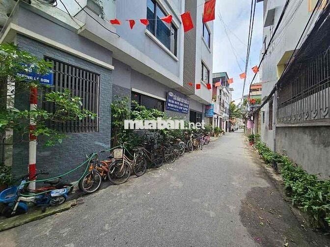 Bán Đất Ngay Gần Công Viên Ngọc Thuỵ-Ô Tô Đỗ Cửa chỉ nhỉnh 5tỷ