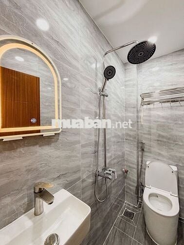 NHÀ ĐẸP TRUNG TÂM KINH ĐÔ THỜI TRANG TRẦN QUANG DIỆU QUẬN 3 4.85T TL