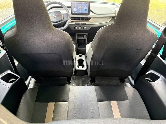 Vinfast VF3 Pin Thuê T12/2024 Màu Xanh Wrap Đen 