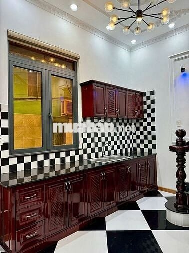 Nhà trệt lầu 2PN hẻm đường Bà Huyện Thanh Quan chỉ 7 triệu