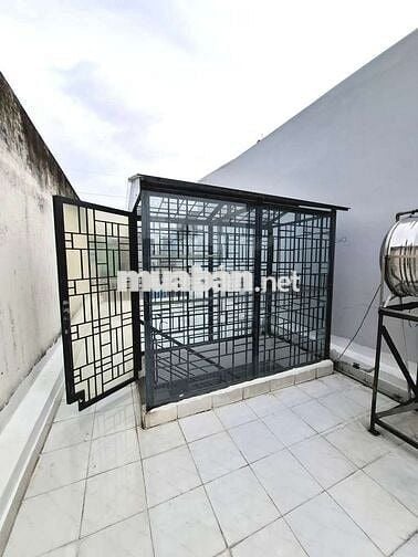 Mình chính chủ cần người thuê nhà nguyên căn gần vòng xoay Lê Đại Hành