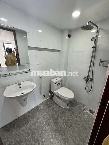 Nhà mini đầy đủ công năng  ngay Trung Tâm thủ đức