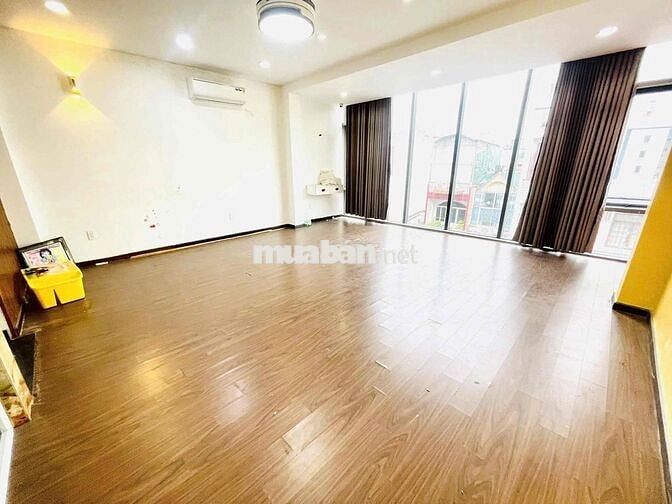 NHÀ ỐP KÍNH CỰC SANG 6 x18m- 37D Hoàng Hoa Thám, P.12, TB – DTSD 346m2