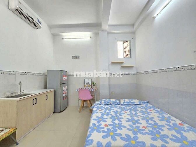 PHÒNG TRỌ 20M2 CỬA SỔ TRỜI THANG MÁY NGAY CHỢ TÂN ĐỊNH Q1 GIÁ RẺ