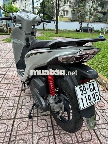 Cầm Đồ Thanh Lý Vision 2024 Xám Xi Măng Bstp