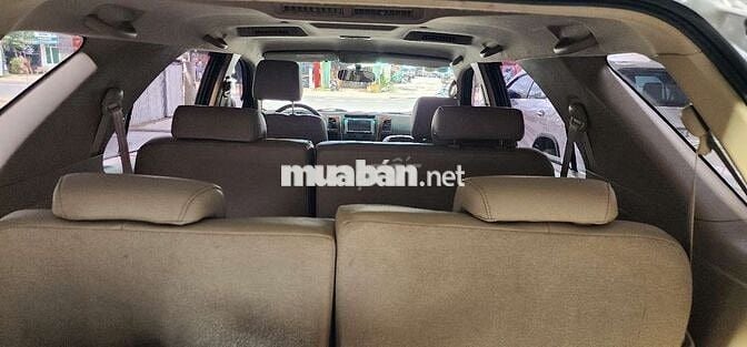 Toyota Fortuner 2010 Xăng 2.7L Tự động Bạc