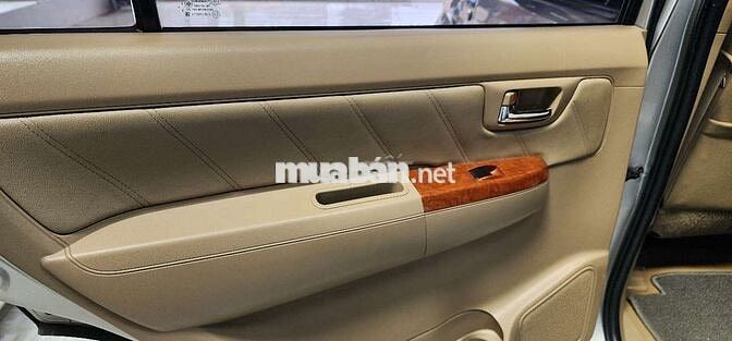 Toyota Fortuner 2010 Xăng 2.7L Tự động Bạc