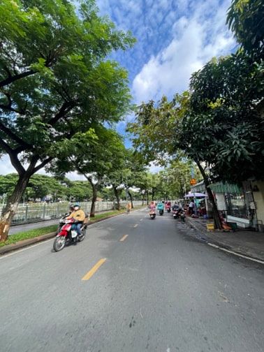 Nhà MTKD P7, Q6 dt 6.4x20m nhà 3.5 tấm có hẻm sau giá 14.5 tỷ TL