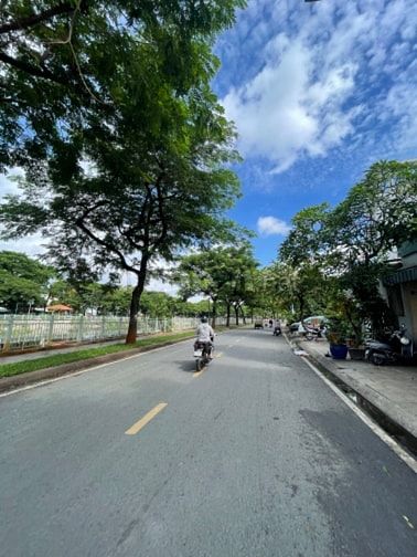 Nhà MTKD P7, Q6 dt 6.4x20m nhà 3.5 tấm có hẻm sau giá 14.5 tỷ TL