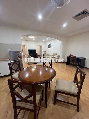 Cho thuê 2n1k 90m2 Phố Bùi Thị Xuân, Full đồ, thang máy, giá 15 triệu