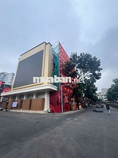 Cho thuê Tòa nhà Mặt phố Thi Sách 400m2 x 5 tầng, giá thương lượng