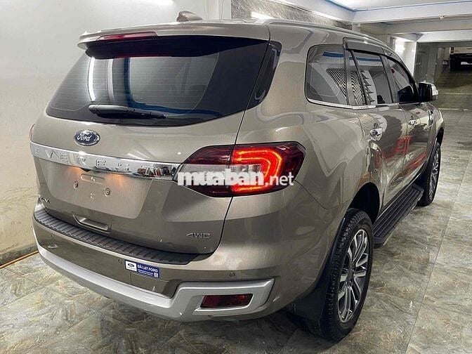 Ford Everest Titanium 2 cầu xe đăng ký 2021