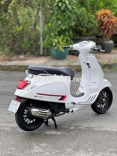 Vespa Spirnt 125 Trắng Đen Sporty 2022 Leng Keng🎉🎉