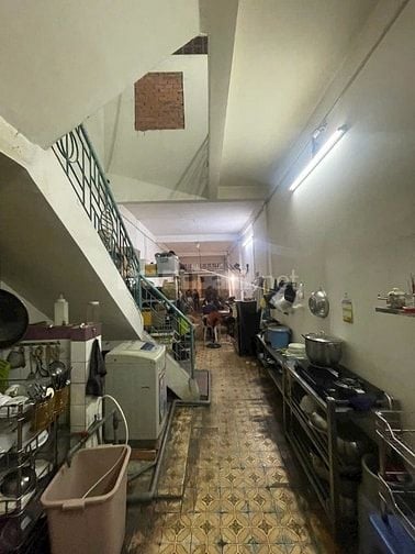 Bán nhà mặt tiền lạc long quân gần chợ vải tân bình