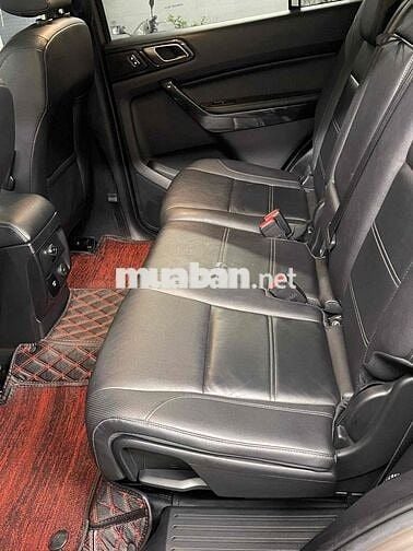 Ford Everest Titanium 2 cầu xe đăng ký 2021