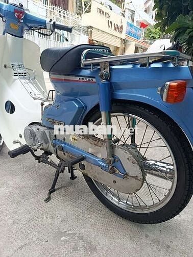 Xe còn rất rất nhiều đồ zin