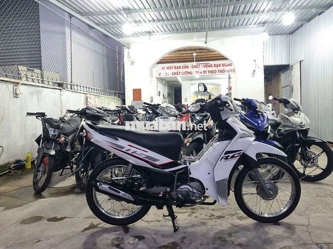 Sirius Fi máy êm.ngon xe đẹp