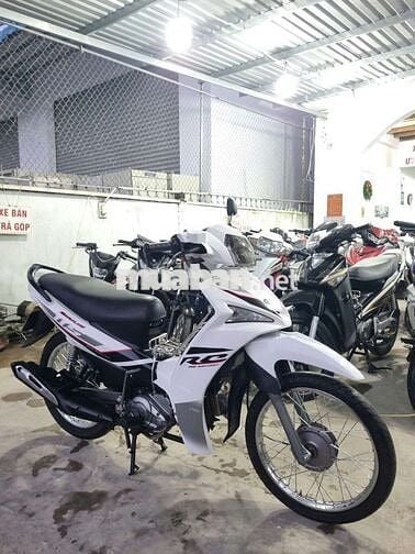 Sirius Fi máy êm.ngon xe đẹp