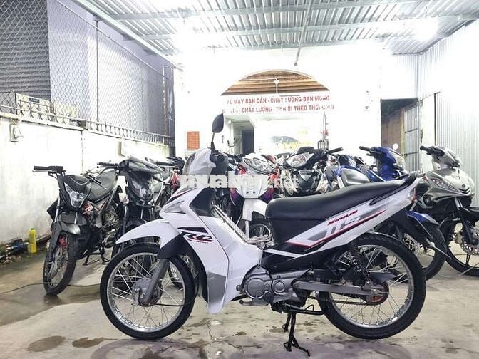 Sirius Fi máy êm.ngon xe đẹp