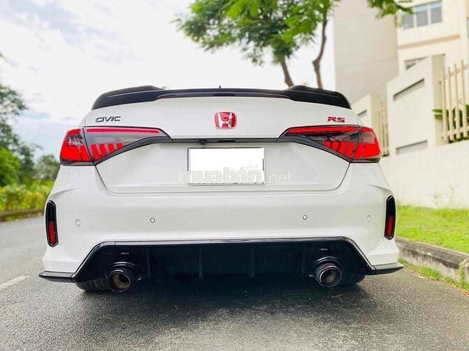 Civic Rs 2024 lên 100tr phụ kiện