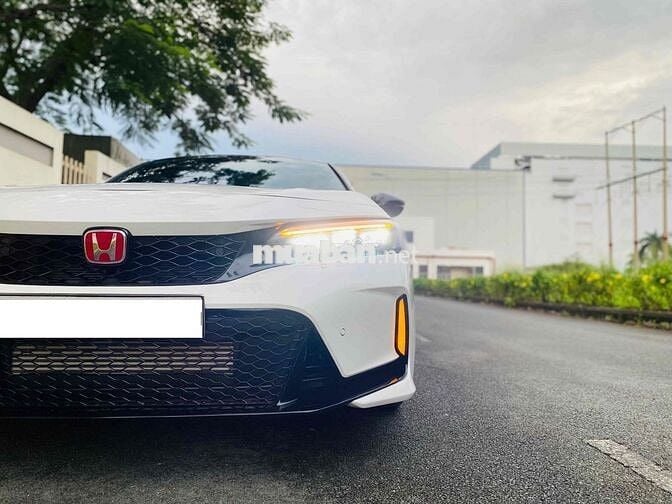 Civic Rs 2024 lên 100tr phụ kiện