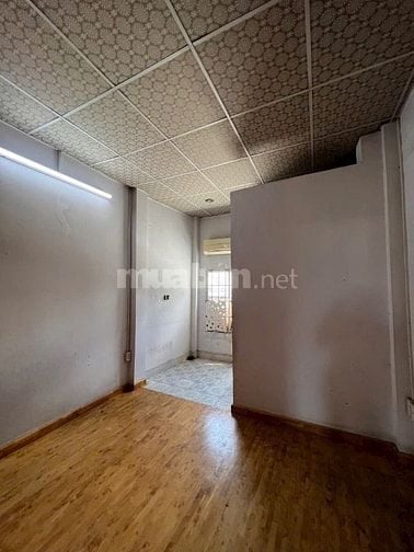 Bán nhà đường 17 Linh Trung ngay ga metro công nghệ cao 100m2 1tr1l 