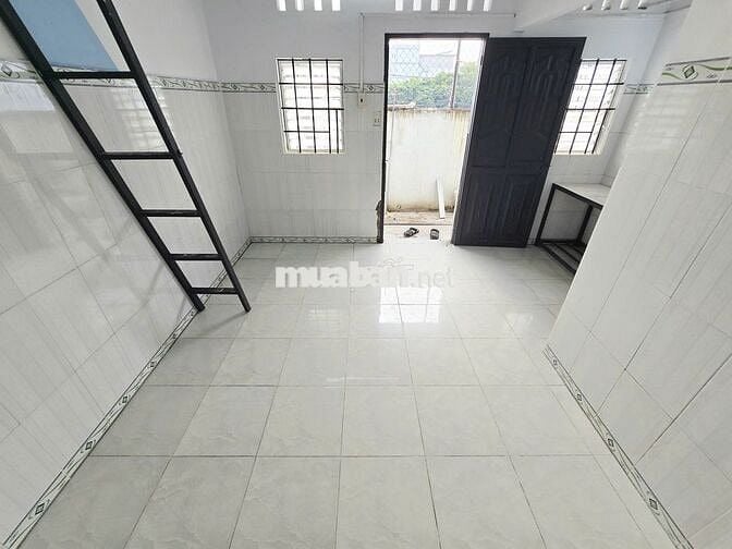 PHÒNG GIÁ SINH VIÊN NGAY CHUNG CƯ AN BÌNH CHỢ ĐÊM VIỆT LẬP