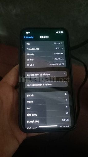 Bán iphone xs. Máy người già sử dụng