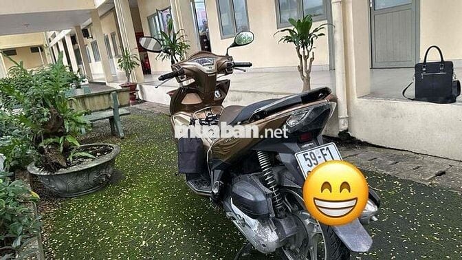 Xe tay ga AirBlade đời 2014 bảo dưỡng thường xuyên