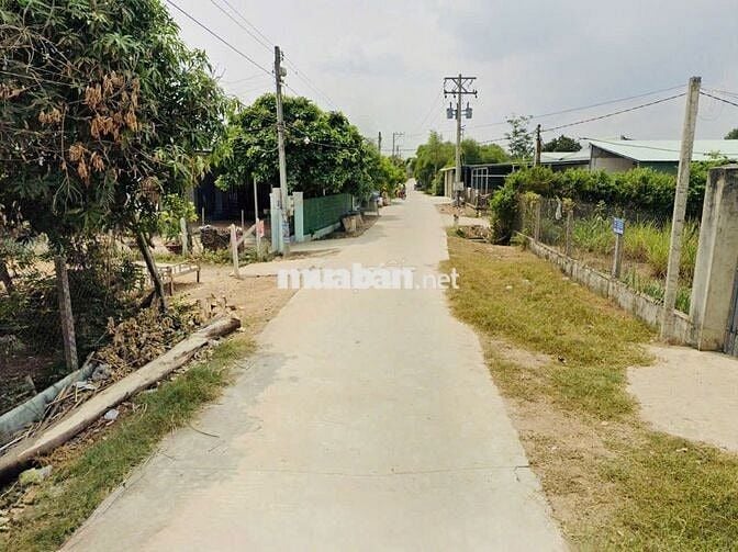 EM CẦN RA GẤP HƠN 100M2 THỔ MẶT TIỀN ĐẸP NGAY QL22