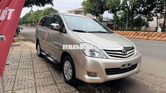 Toyota Innova 2011 GSR - 115000 km