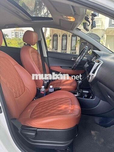 Hyundai I20 AT 2013 màu trắng , ODO 6v5 chuẩn