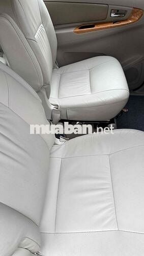 Toyota Innova 2011 GSR - 115000 km