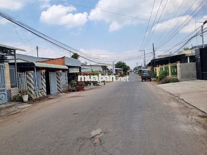 5x38 có thổ cư. Đường bê tông ngay cổng KCN. 350tr