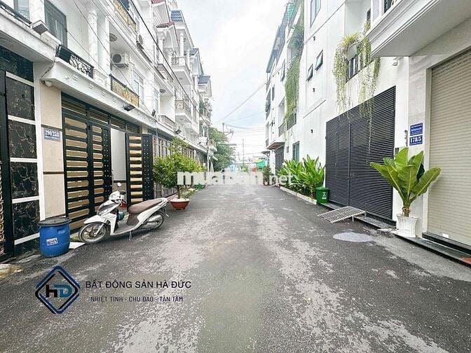 Nhà trệt 3 lầu 5x15 khu nhà lầu cách bến xe Bus Hiệp Thành 300m