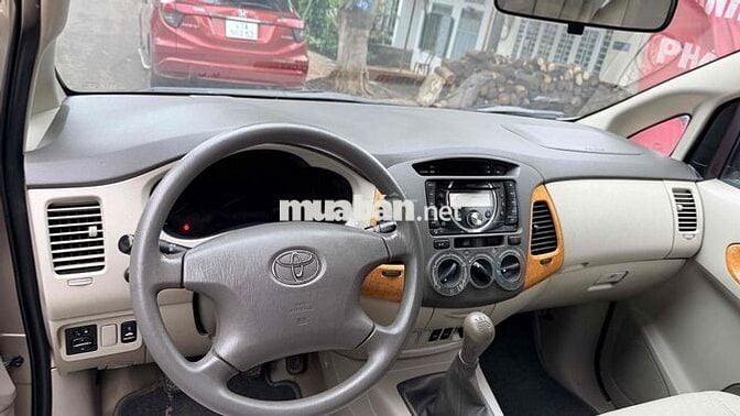 Toyota Innova 2011 GSR - 115000 km