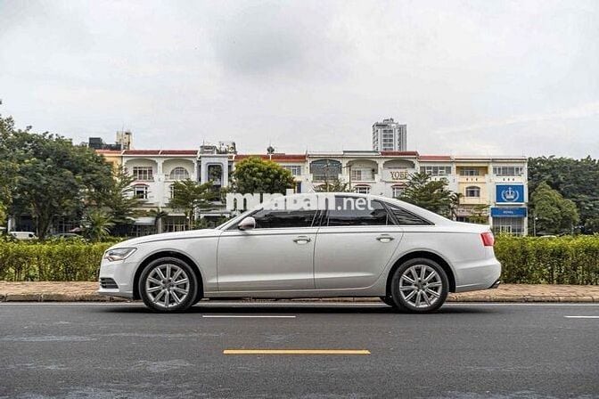 AUDI A6 TFSI 3.0 V6 Quattro model 2012 cực cọp