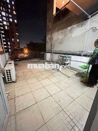 Cho thuê nguyên căn trống, rộng rãi, hẻm xe tải, Lê Đức Thọ p15 Gò vấp