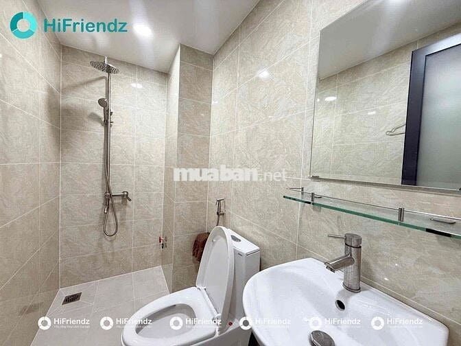 STUDIO BAN CÔNG NẰM NGAY NGÃ TƯ THỦ ĐỨC