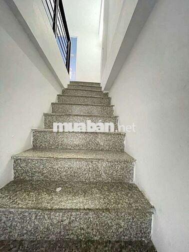 Cho thuê nguyên căn trống, rộng rãi, hẻm xe tải, Lê Đức Thọ p15 Gò vấp