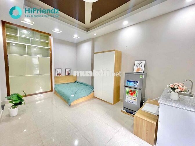 PHÒNG BAN CÔNG FULL NỘI THẤT - NGAY CHỢ HOÀNG HOA THÁM