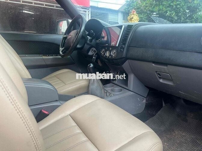 Ford Ranger 2009 XL 2.5L 4x4 MT - 200000 km