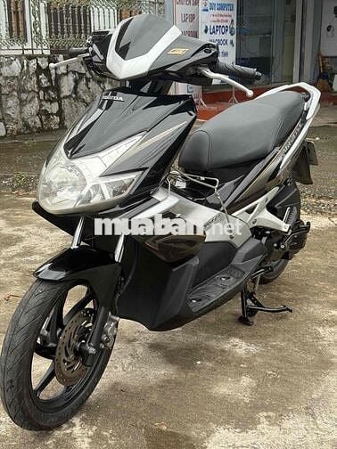 Lết 2010 chính chủ đời 6 nan fi pun xăng điện tử