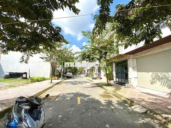 Bán đất thạnh xuân 52 đường 12m vỉa hè quận 12