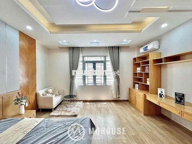 Cho thuê phòng 35m2 Cửa Sổ Full nội thất Ngô Tất Tố gần UEF, HUTECH